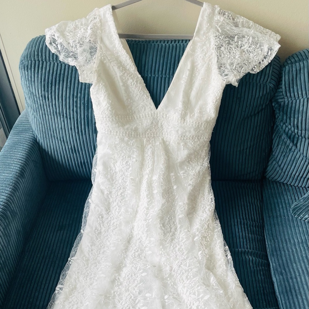 Lulus white midi v-neck dress
